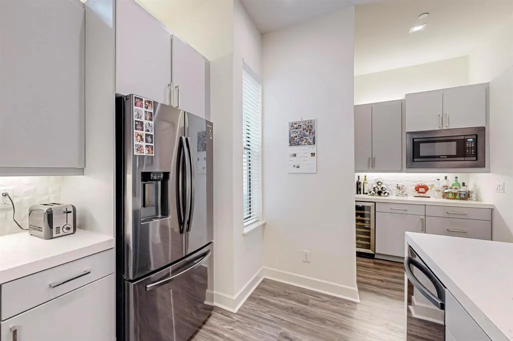 1813 Park Avenue, #204