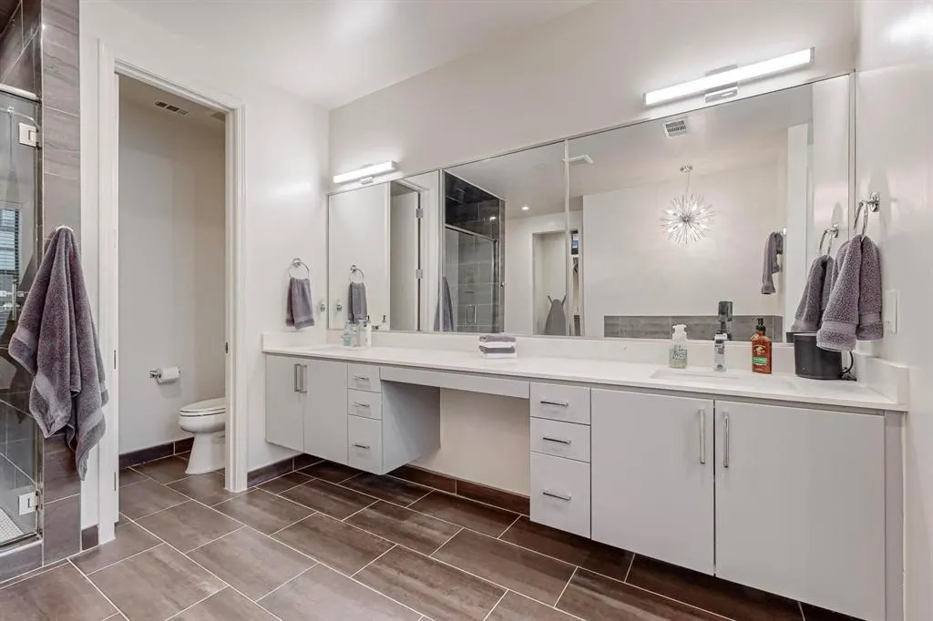 1813 Park Avenue, #204