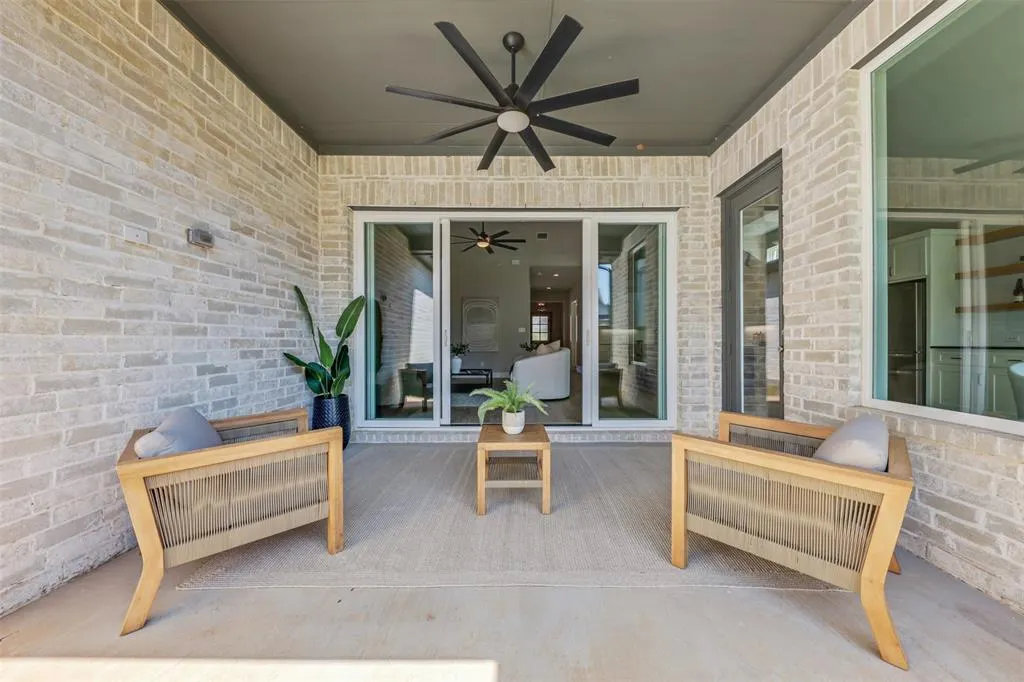 3111 Barefoot Lane