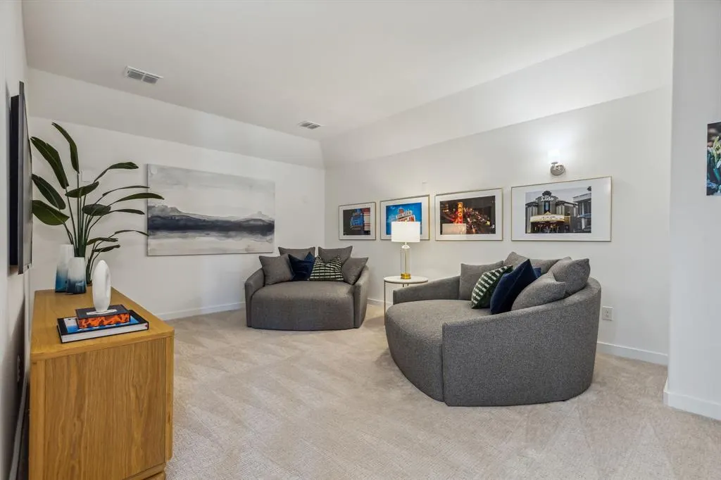 1505 Geranium Lane