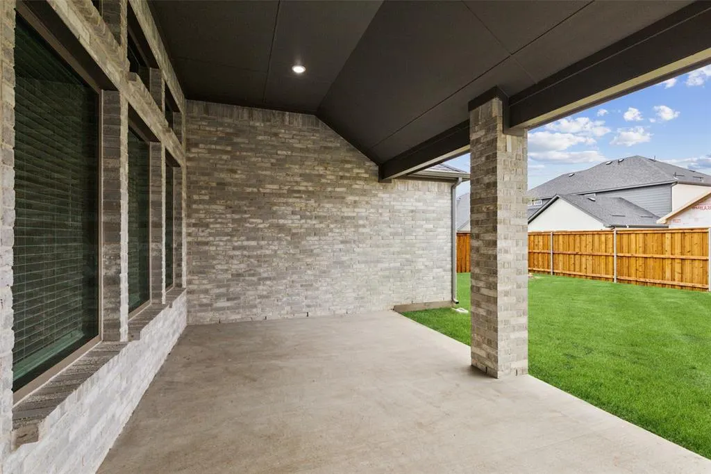 2036 Bluestem Road
