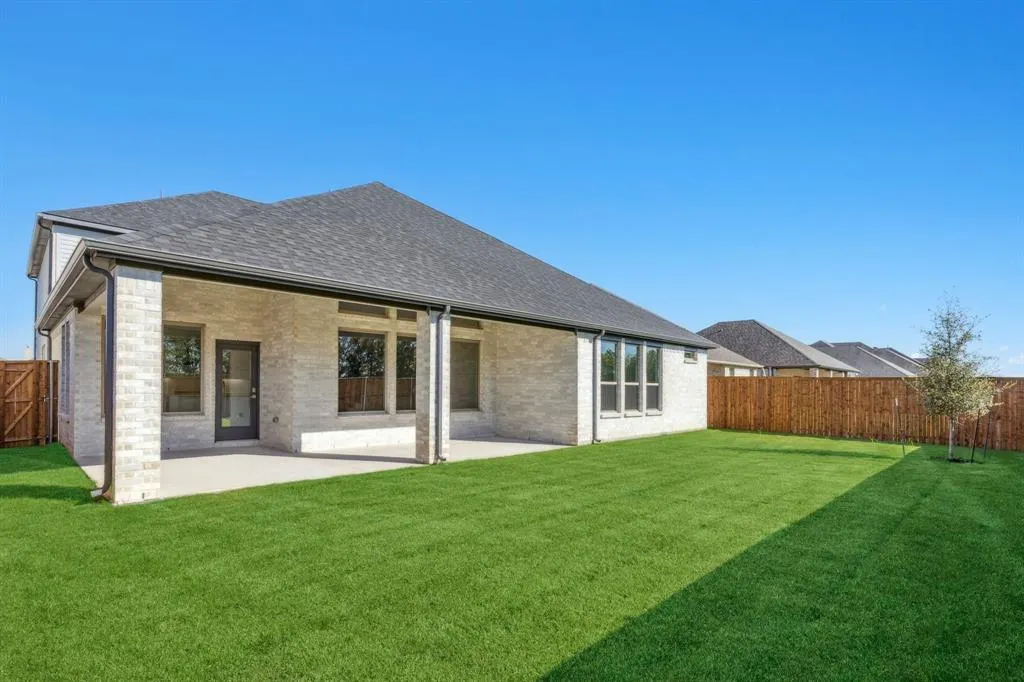 2000 Bluestem Road