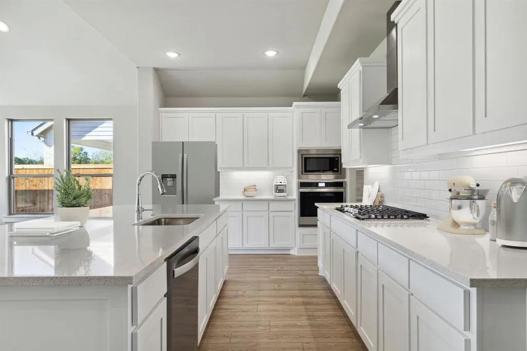 2000 Bluestem Road