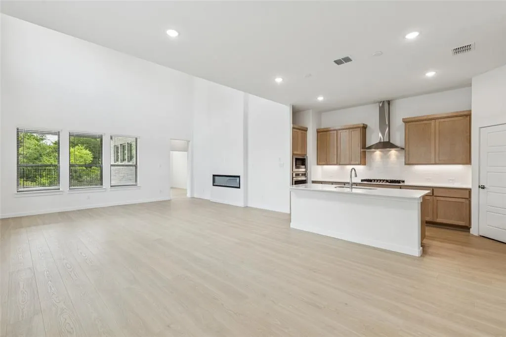 2033 Bluestem Road
