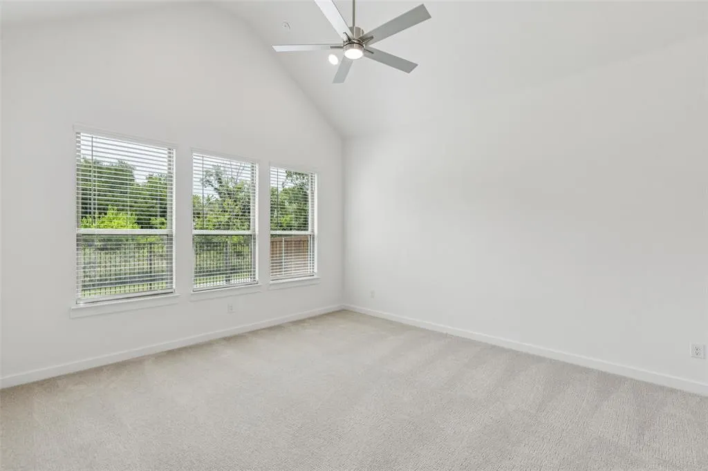 2033 Bluestem Road