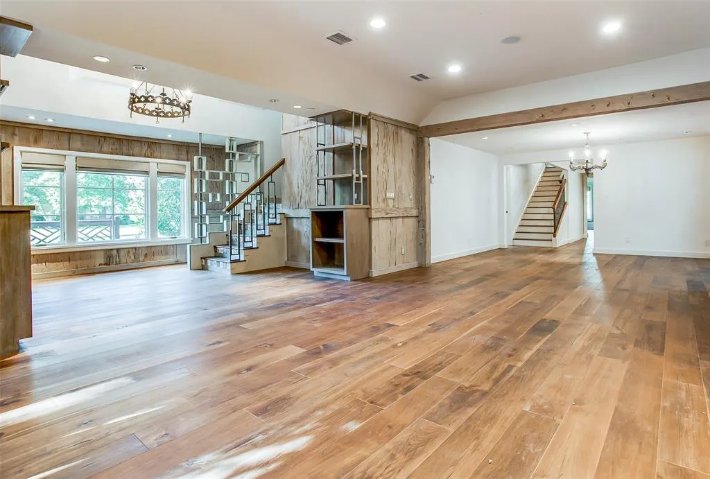 4423 Southcrest Road