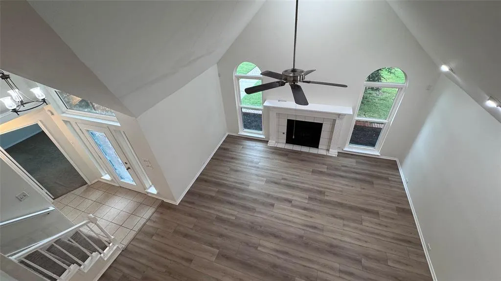 1114 Brookview Drive