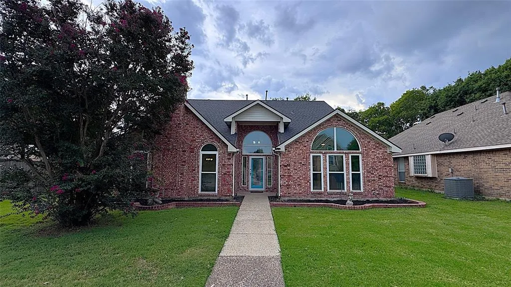 1114 Brookview Drive
