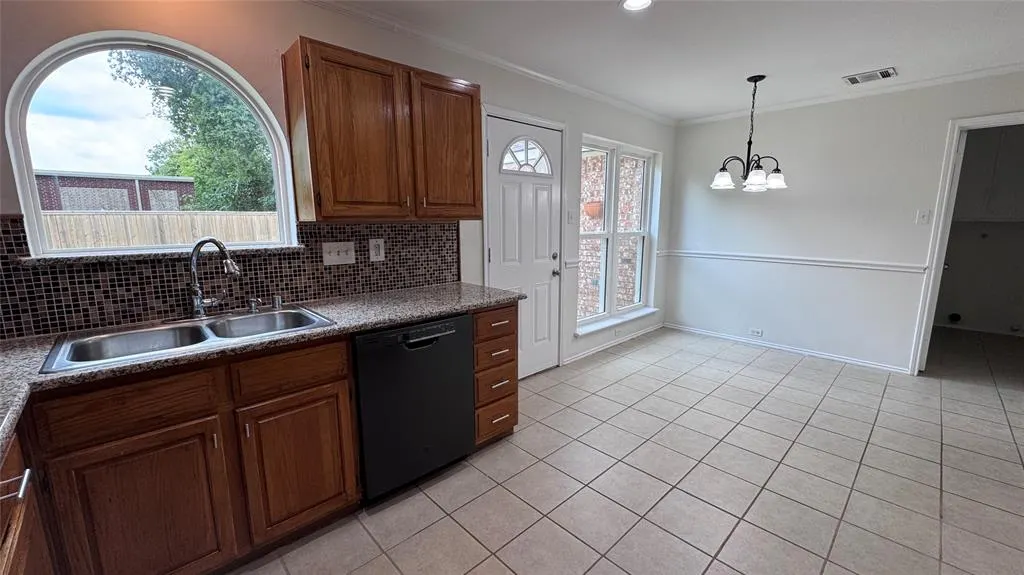 1114 Brookview Drive