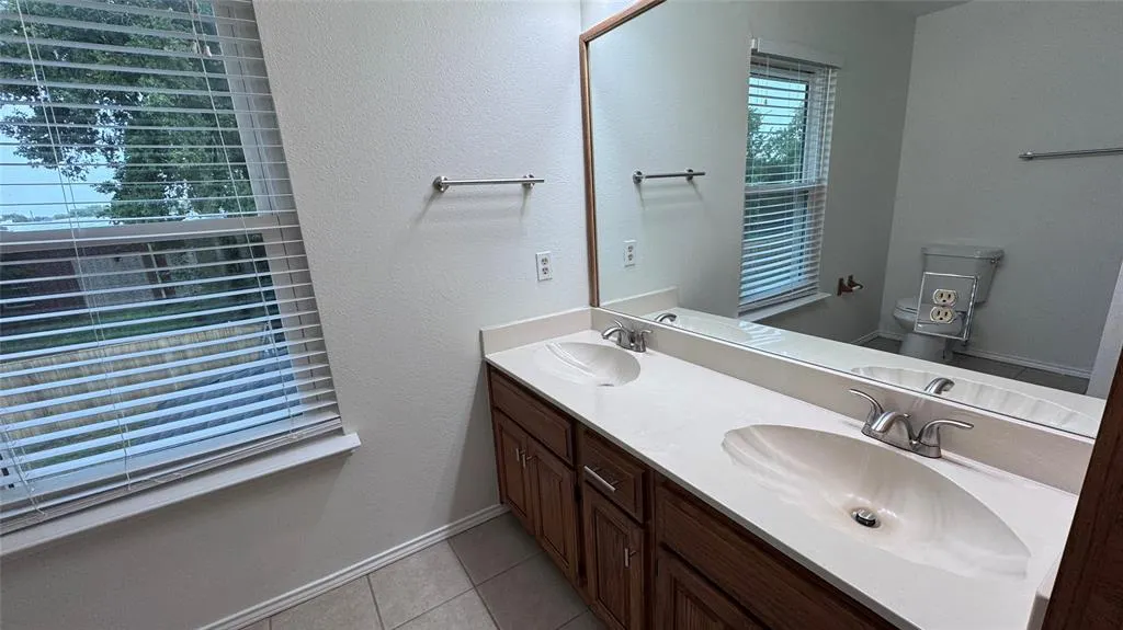 1114 Brookview Drive