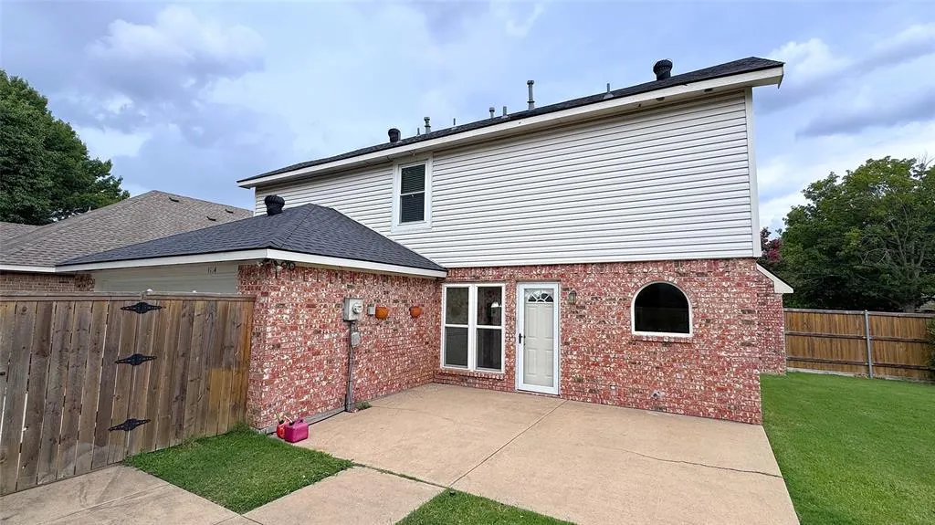 1114 Brookview Drive