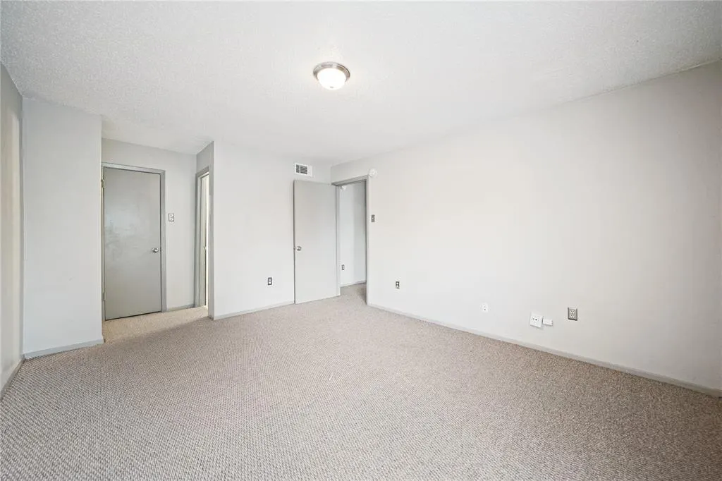 12484 Abrams Road, #1724