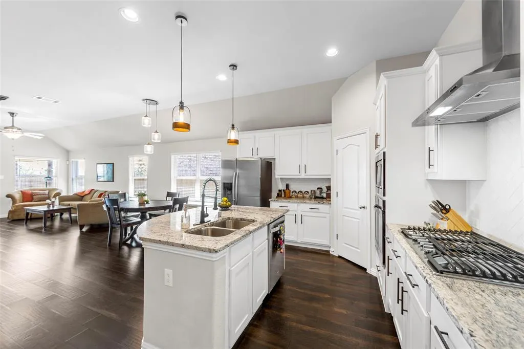 7600 W Fork Lane