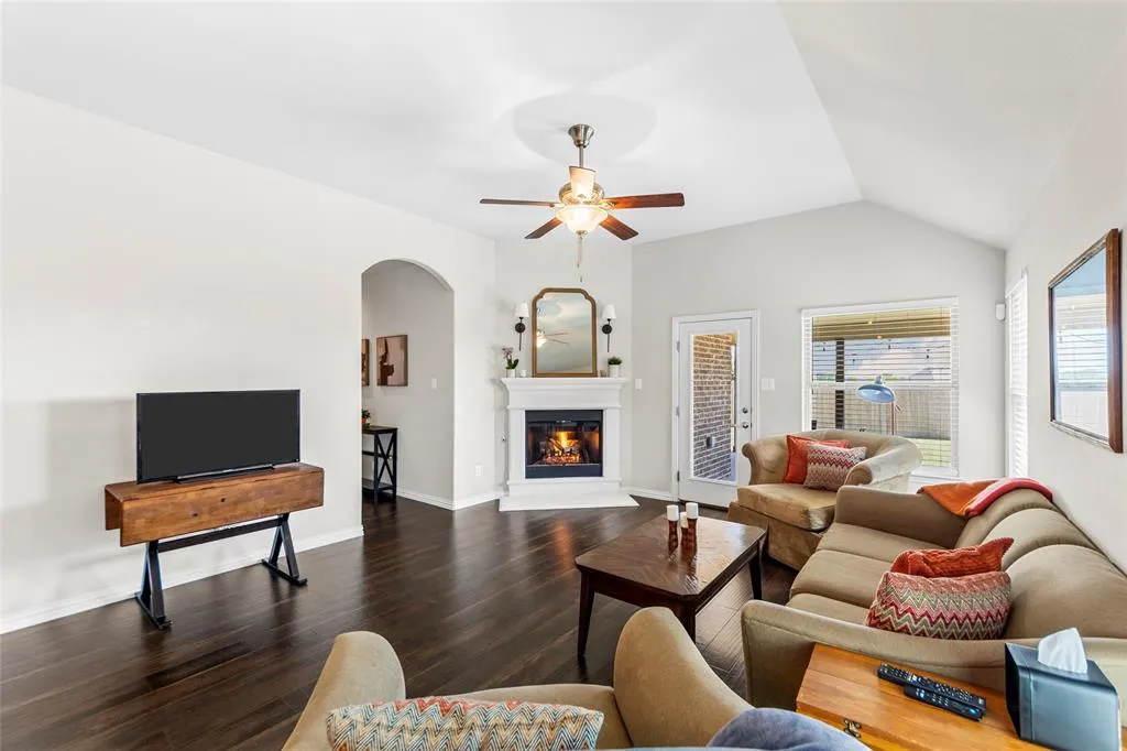 7600 W Fork Lane