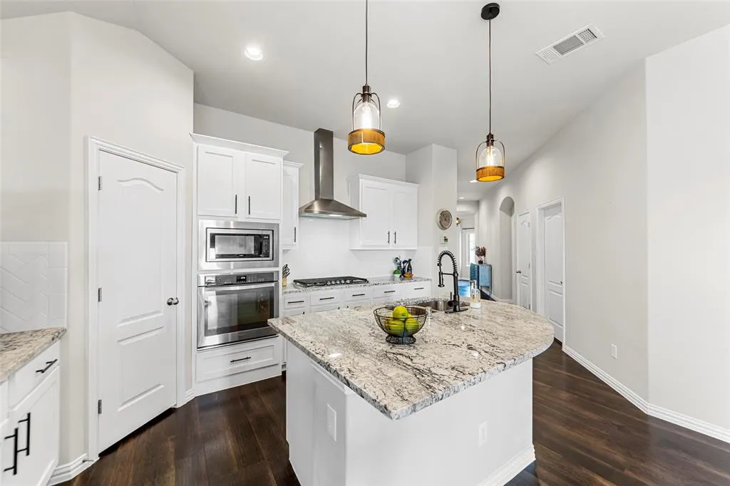 7600 W Fork Lane