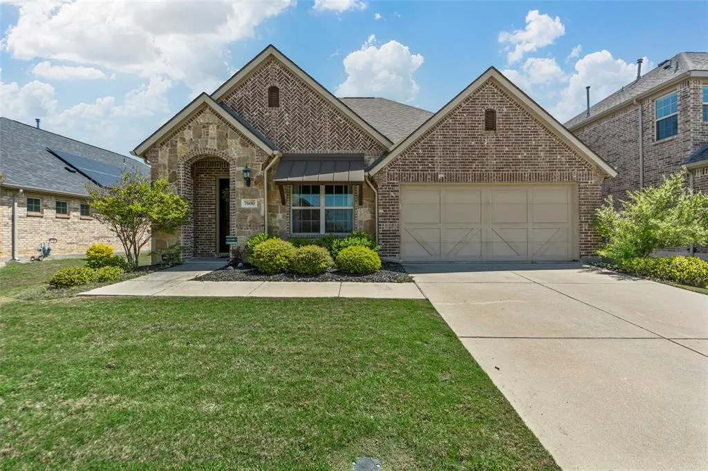 7600 W Fork Lane