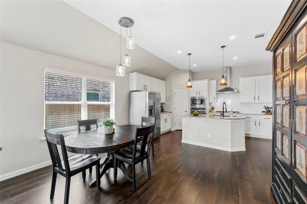 7600 W Fork Lane