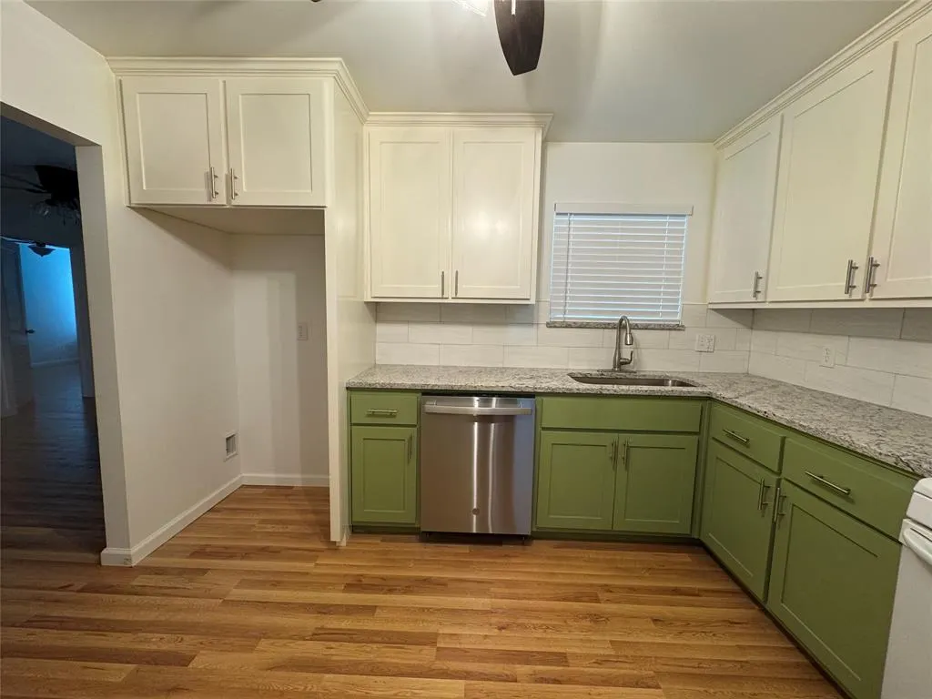 2318 Fenwick Drive