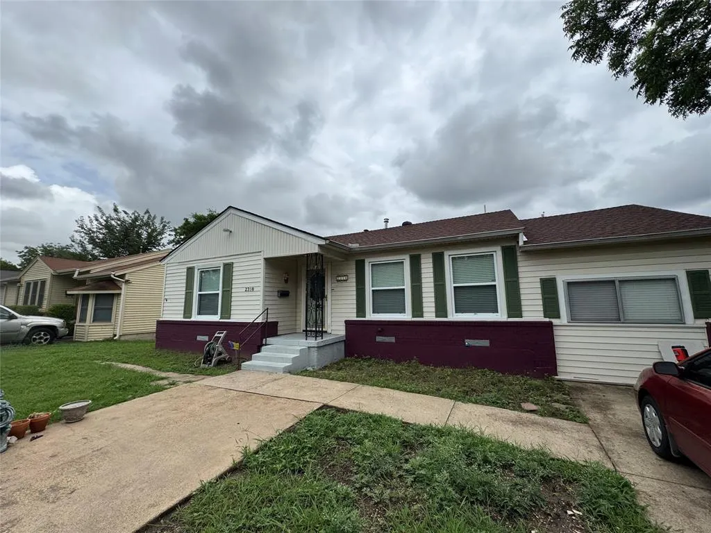2318 Fenwick Drive