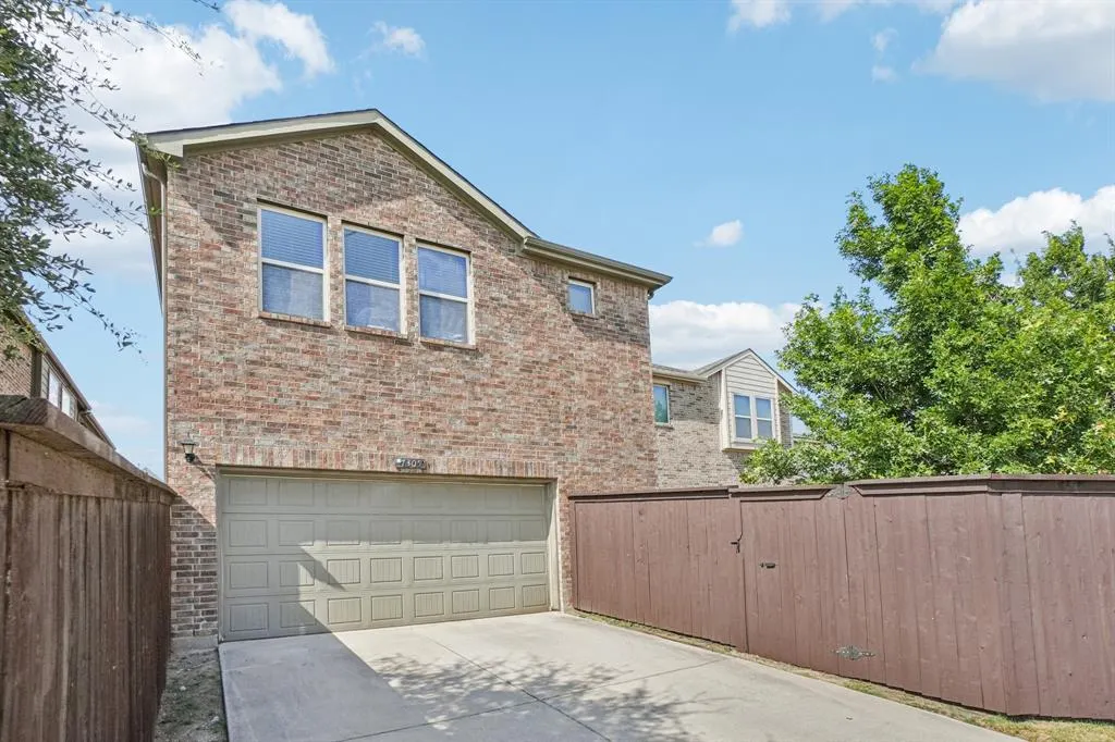 7305 Rockford Court
