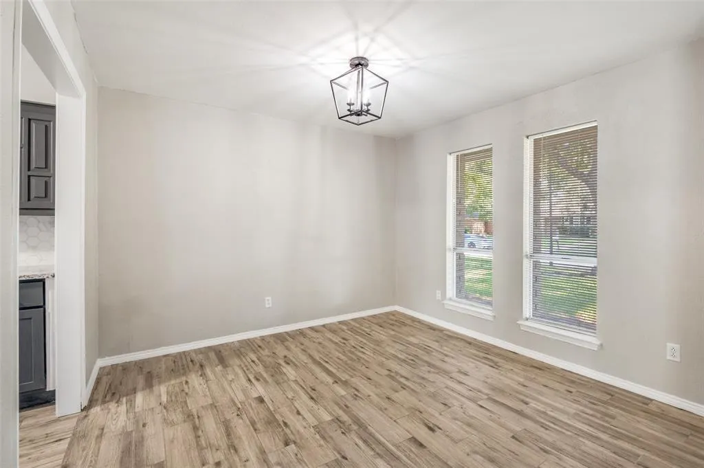 2720 Grandview Drive