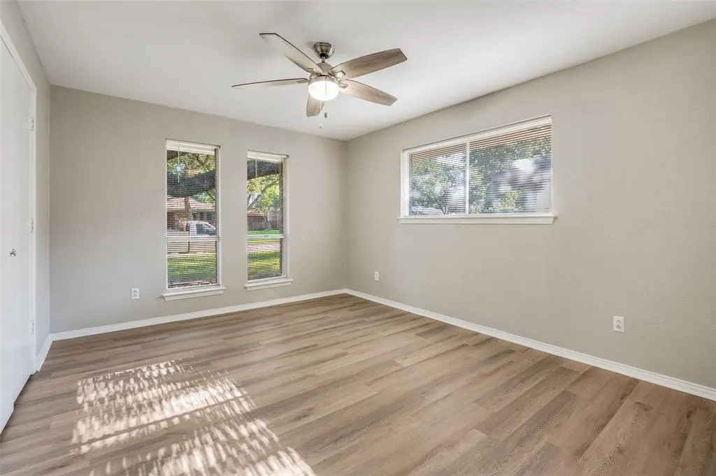 2720 Grandview Drive