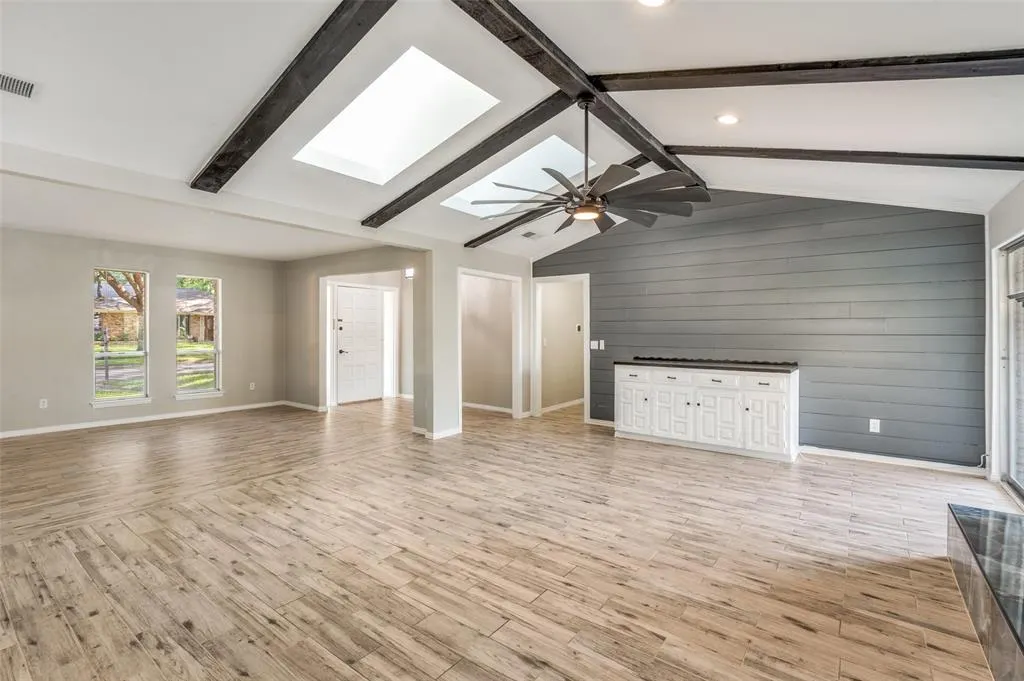 2720 Grandview Drive