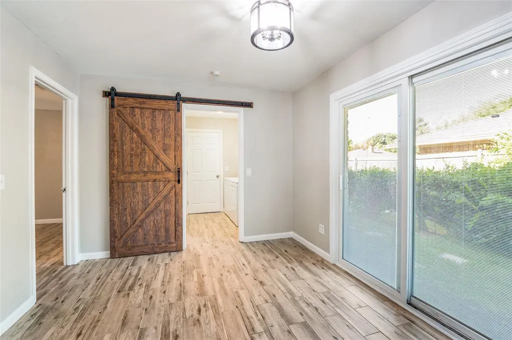 2720 Grandview Drive