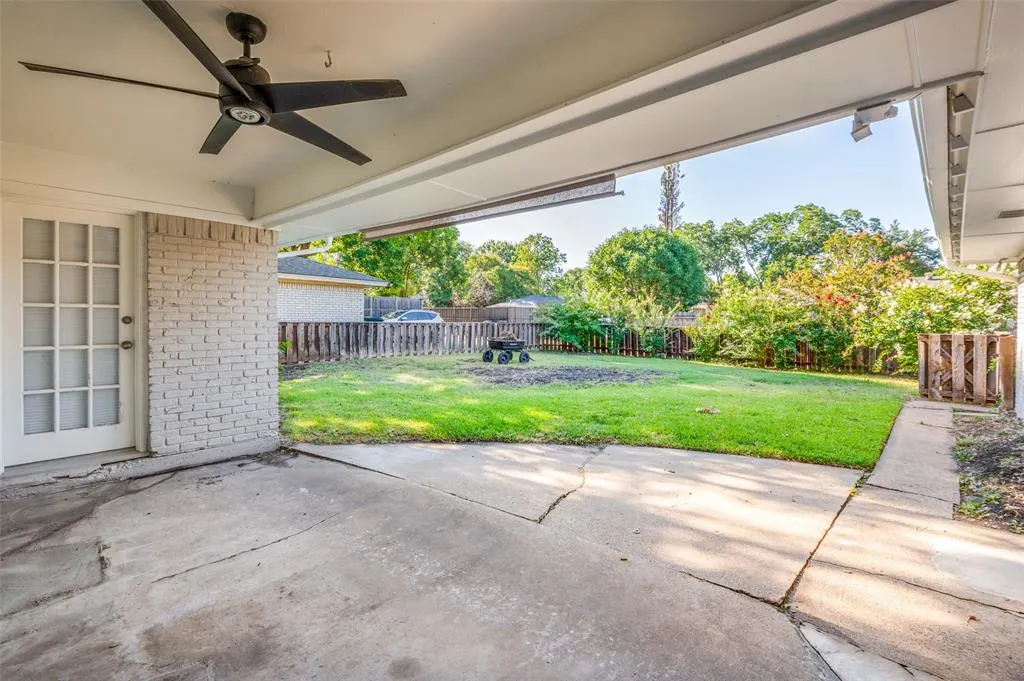 2720 Grandview Drive