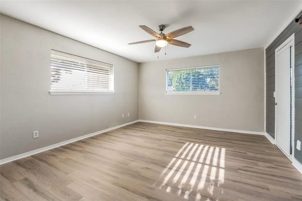 2720 Grandview Drive