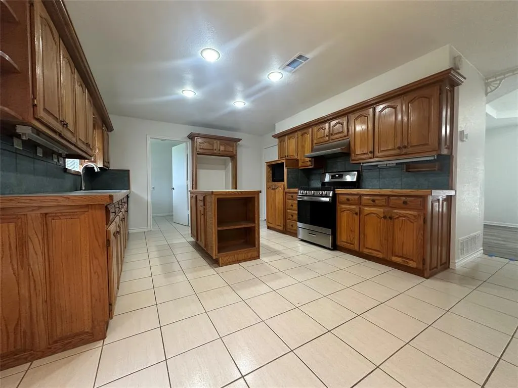 2243 Stickhorse Lane