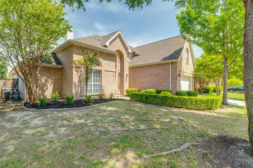 8806 Merlin Court