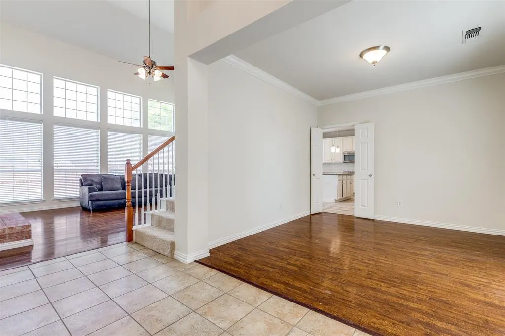 8806 Merlin Court