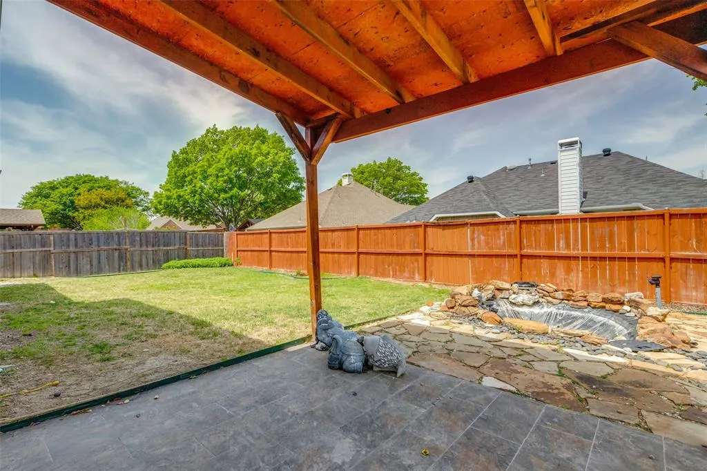 8806 Merlin Court