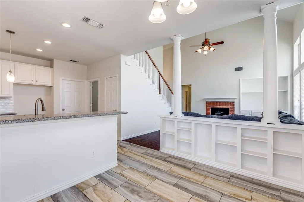 8806 Merlin Court
