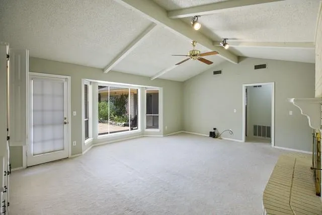 2421 Fairview Drive