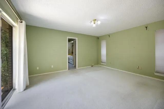 2421 Fairview Drive