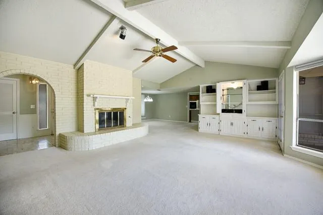 2421 Fairview Drive