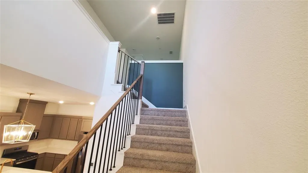2530 Campden Mews
