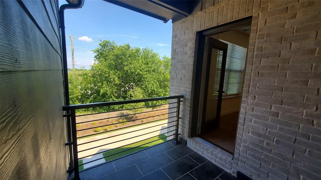 2530 Campden Mews