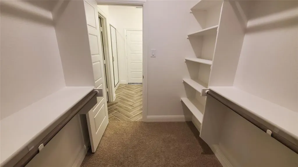 2530 Campden Mews