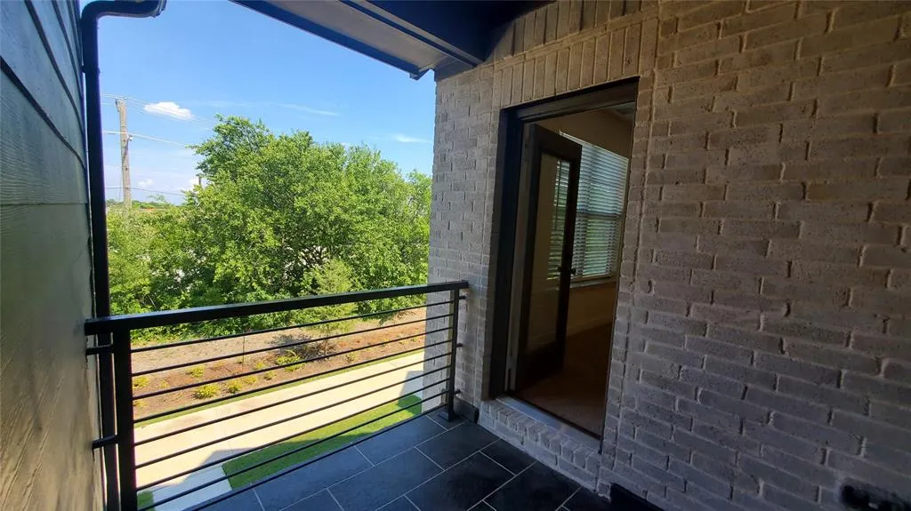 2530 Campden Mews
