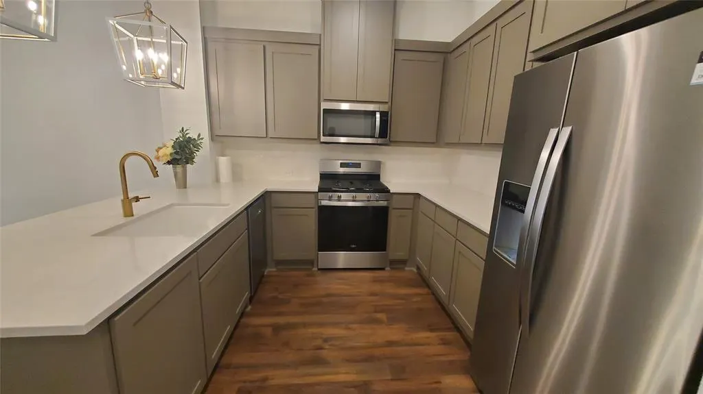 2530 Campden Mews