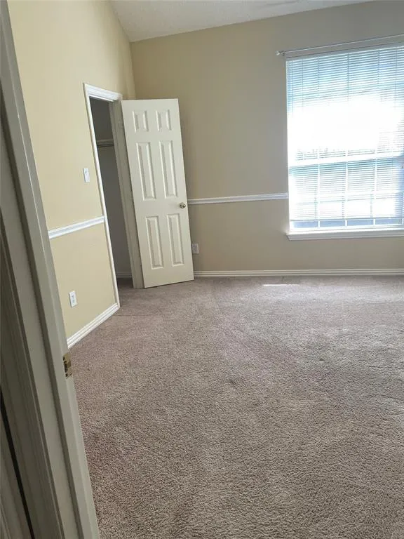 11317 Knoxville Lane