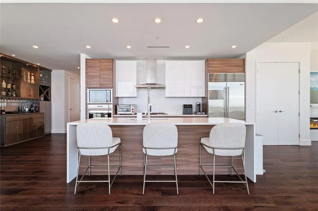 7901 Windrose Avenue, #1701