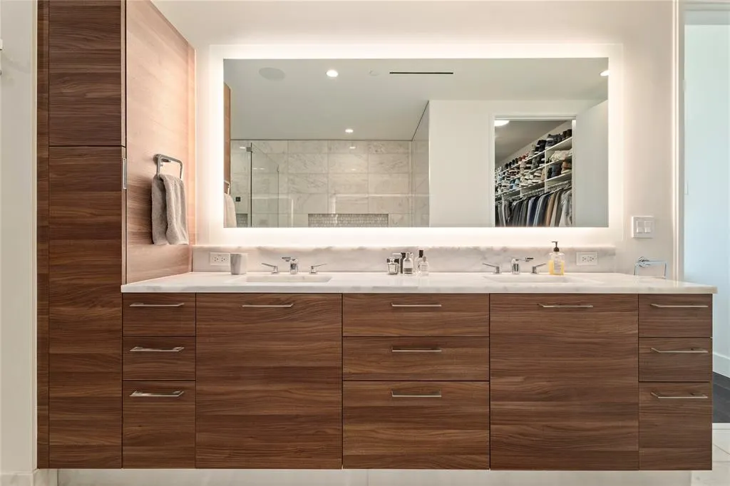 7901 Windrose Avenue, #1701