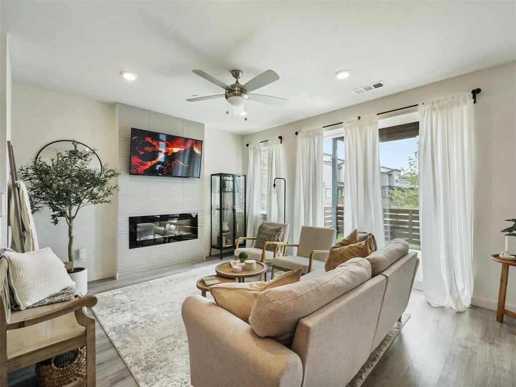 3791 Rosemont Drive
