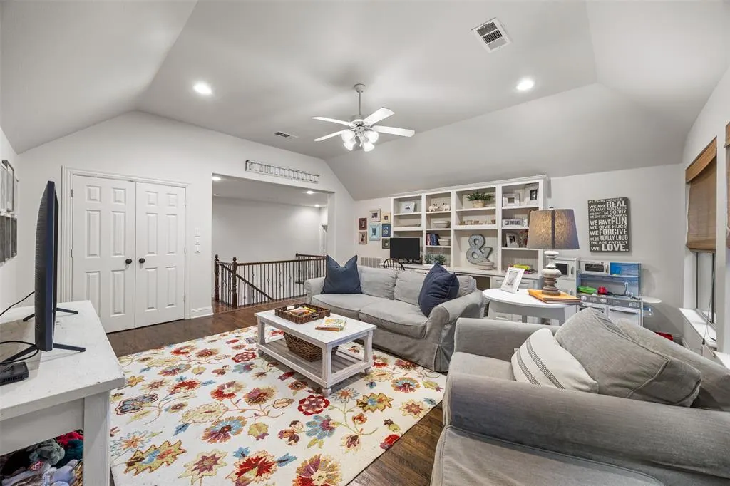 1500 Litchfield Drive