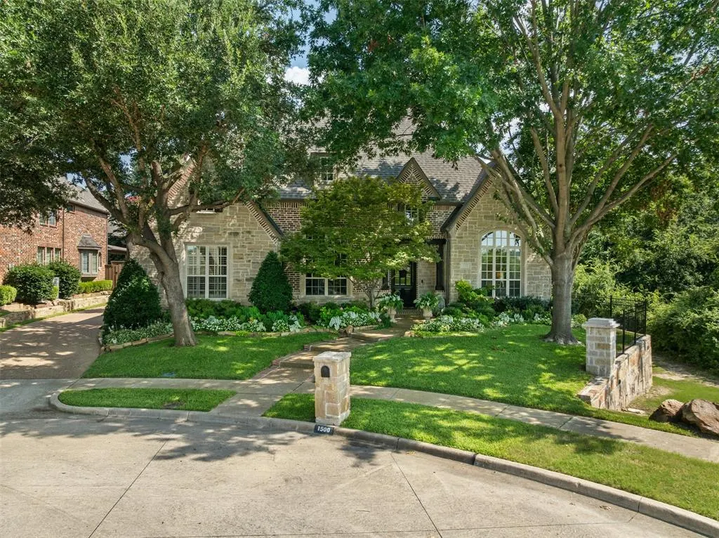 1500 Litchfield Drive