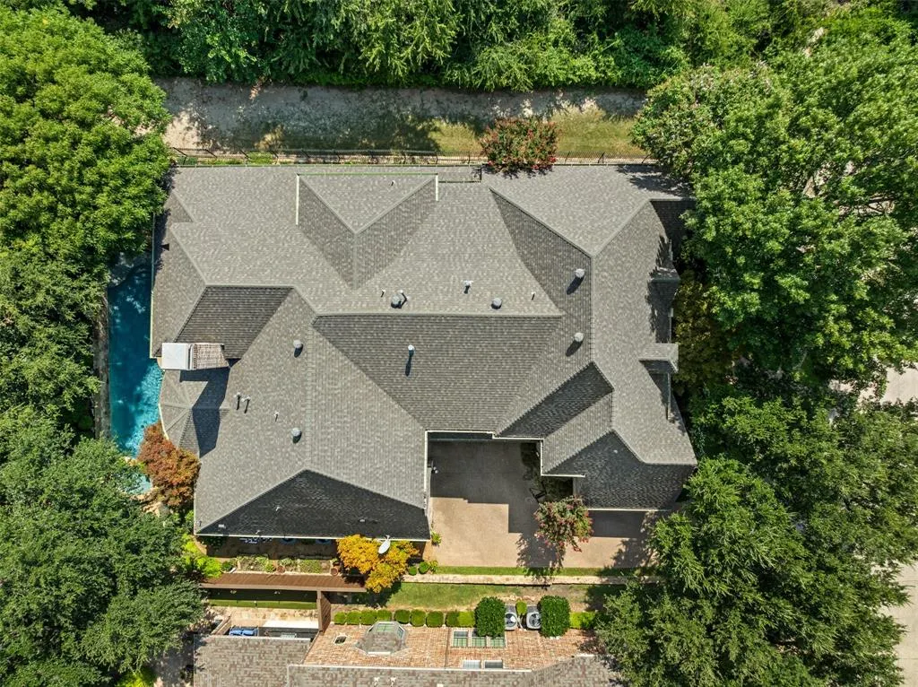 1500 Litchfield Drive